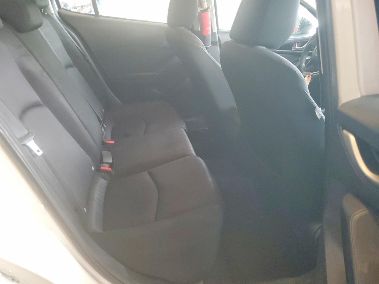 2016 Mazda 3 Sport