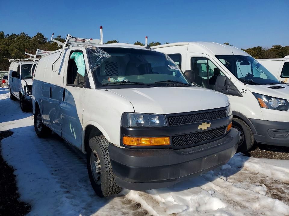 2021 Chevrolet Express 2500 Utility / Service van
