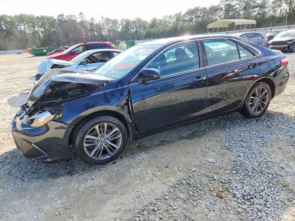 2015 Toyota Camry se