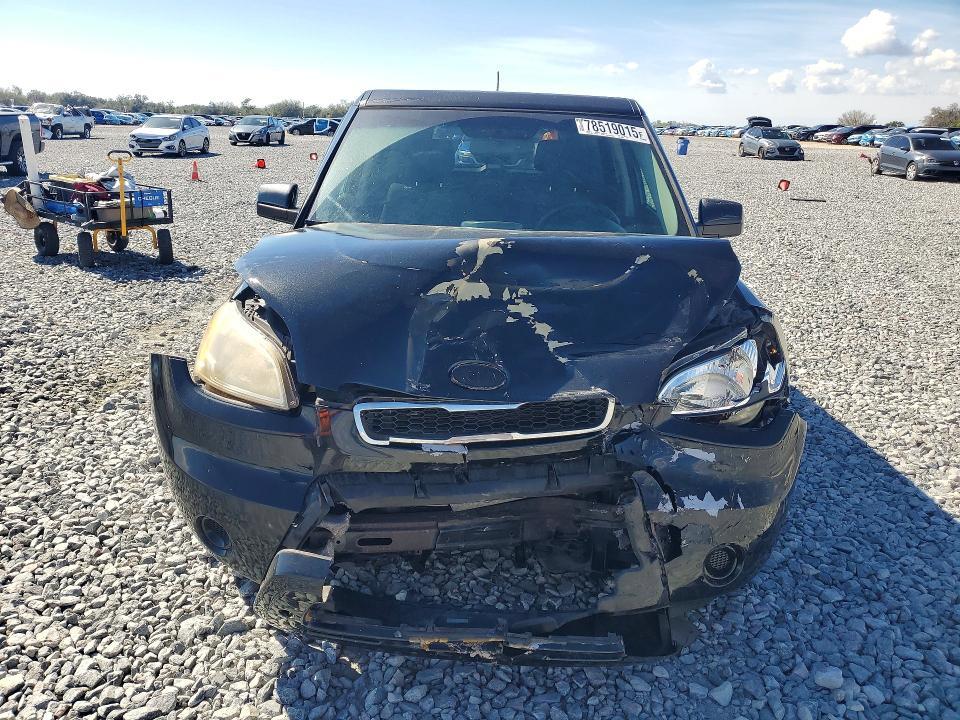 2011 KIA Soul +
