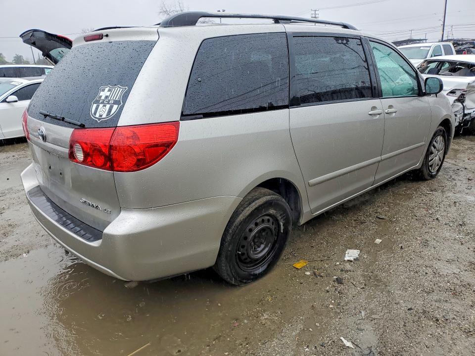 2007 Toyota Sienna ce