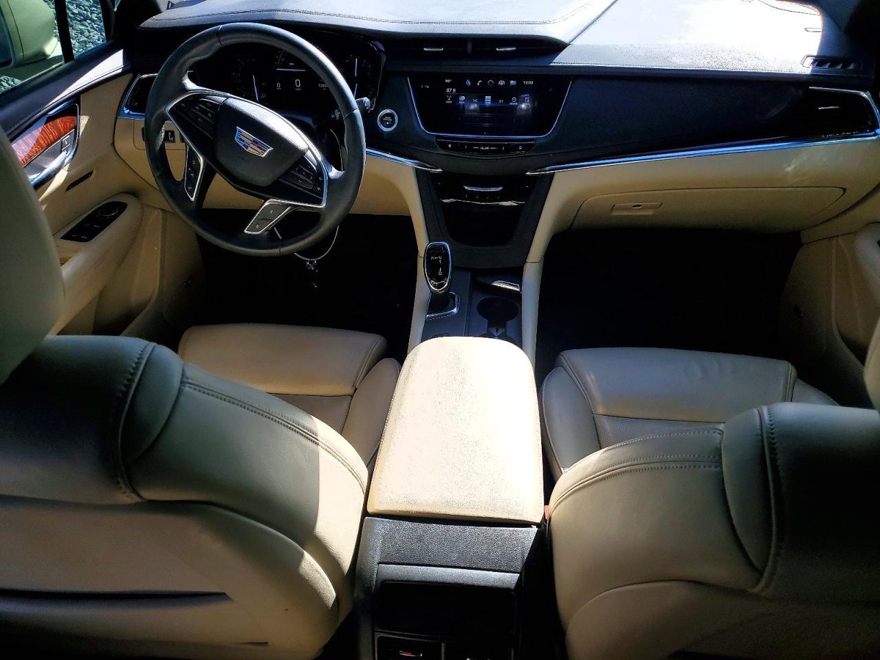 2017 Cadillac XT5 Premium Luxury
