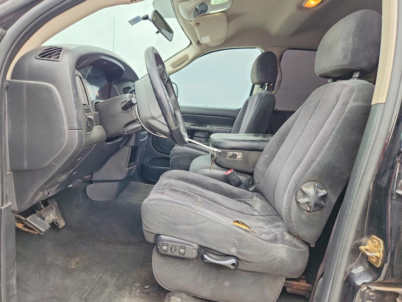 2004 Dodge Ram 1500 st