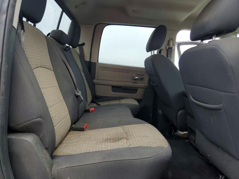 2012 Dodge Ram 1500 slt