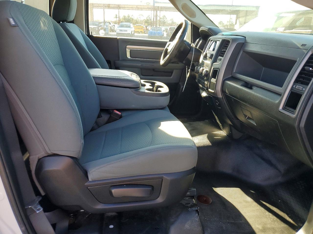 2017 Dodge Ram 1500 st