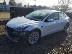 Tesla Vehiculos salvage en venta: 2022 Tesla Model 3