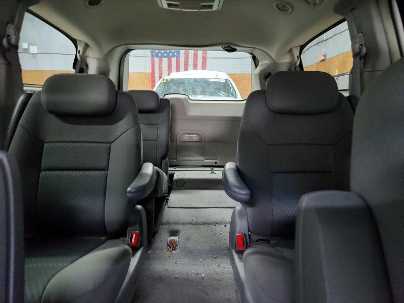 2010 Chrysler Town & Country Touring