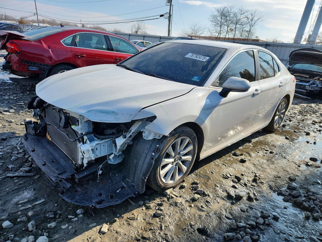 2020 Toyota Camry le