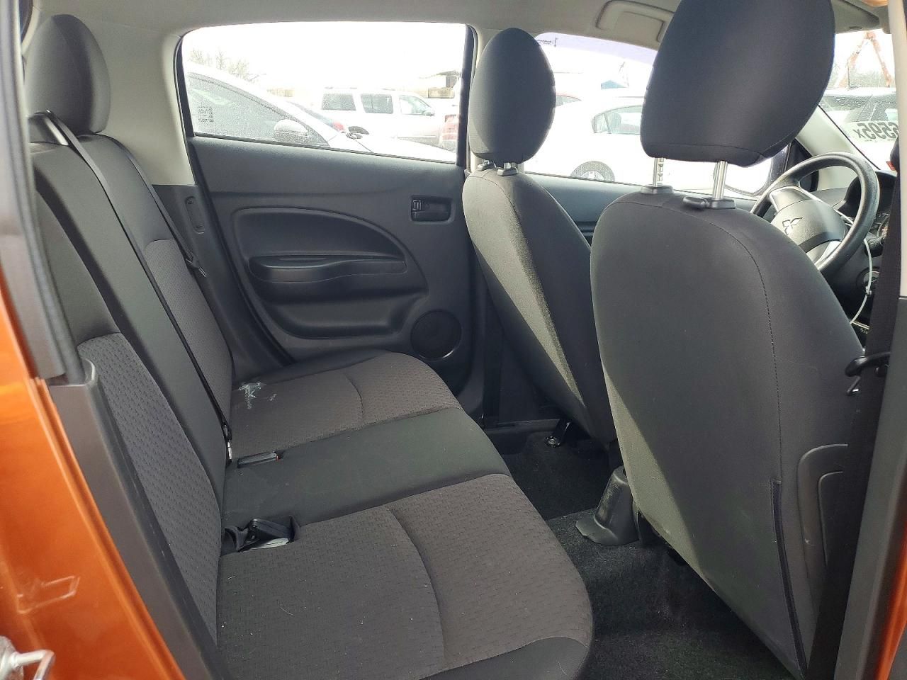 2017 Mitsubishi Mirage es