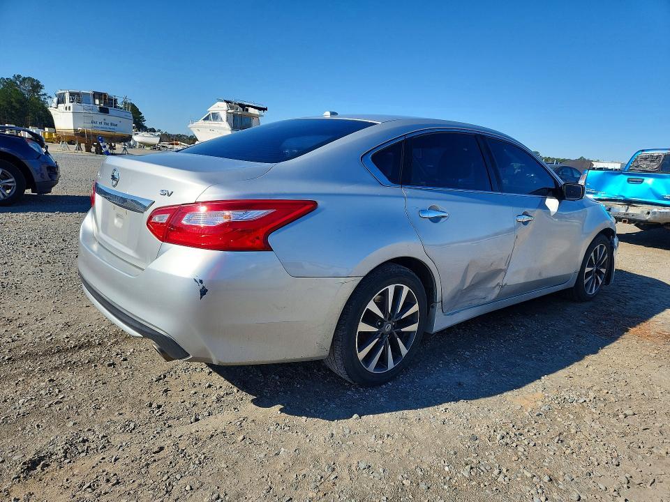 2017 Niss Altima 2.5