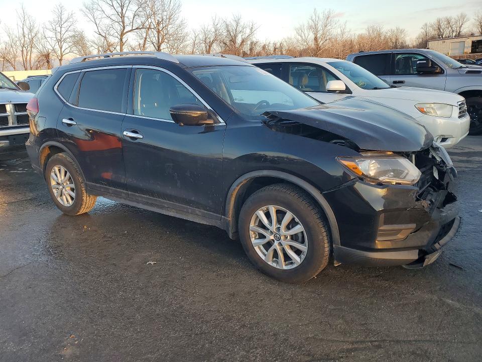 2018 Nissan Rogue s
