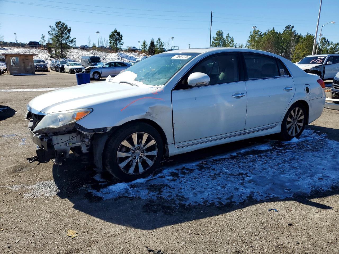 2011 Toyota Avalon Base
