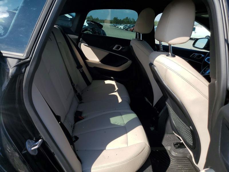 2022 BMW 228xi