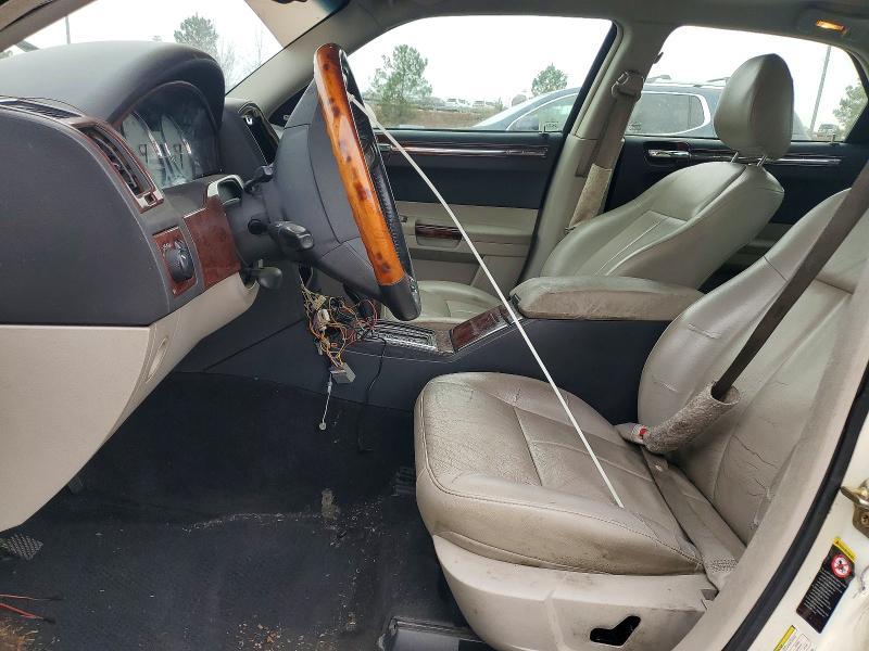 2005 Chrysler 300 Touring