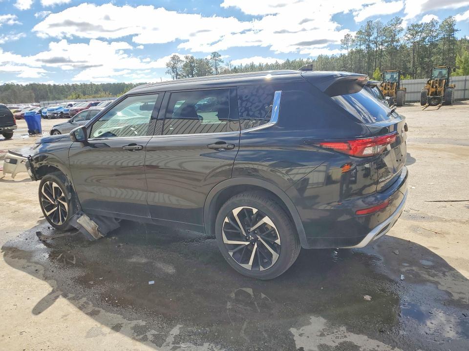 2022 Mitsubishi Outlander sel