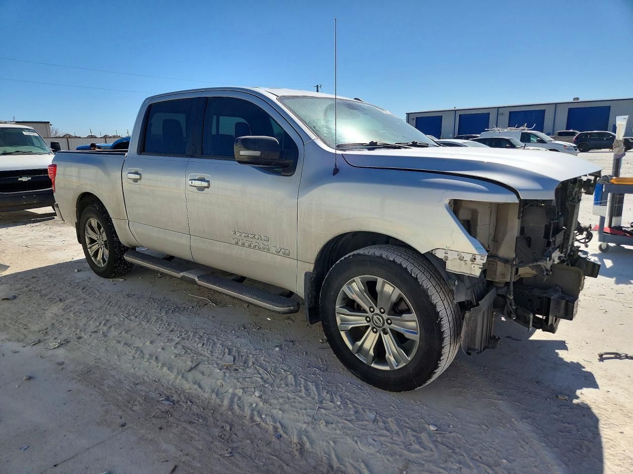 2018 Nissan Titan sv