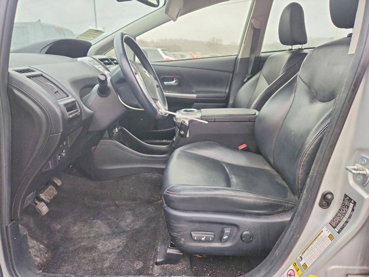 2015 Toyota Prius v