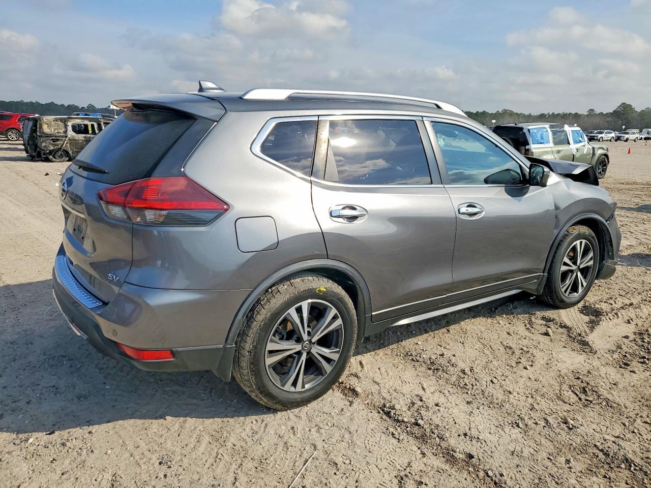 2019 Nissan Rogue s