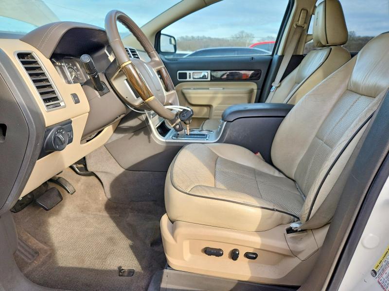 2008 Lincoln Townhouse MKX