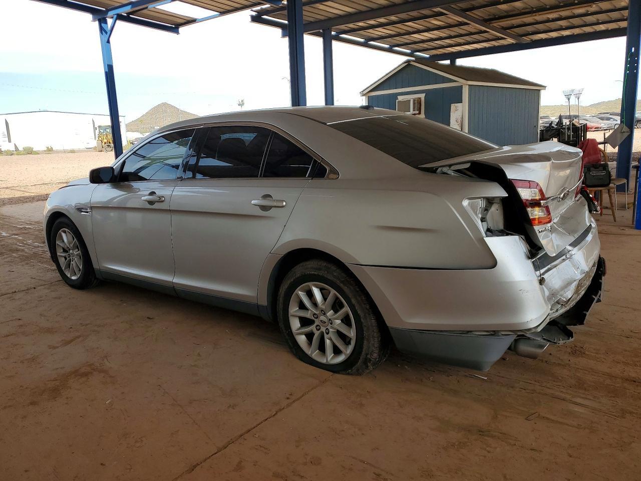 2014 Ford Taurus se
