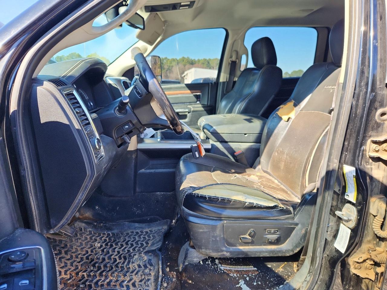 2014 Dodge 3500 Laramie
