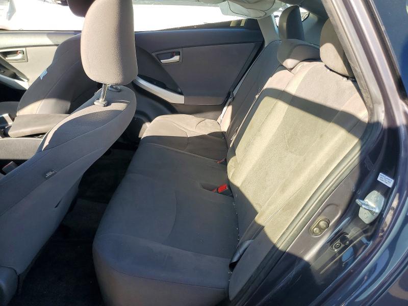 2015 Toyota Prius two