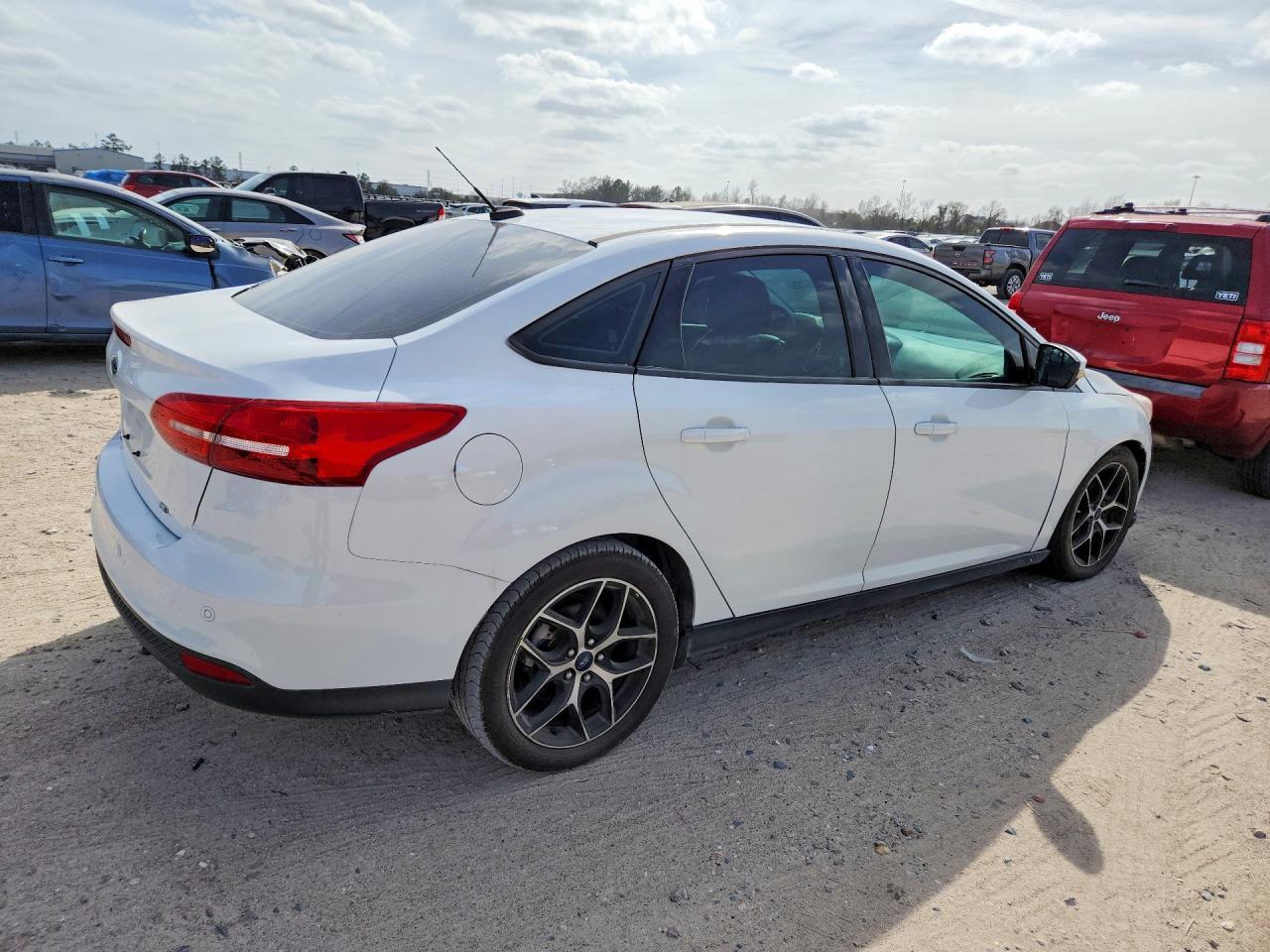 2017 Ford Focus sel