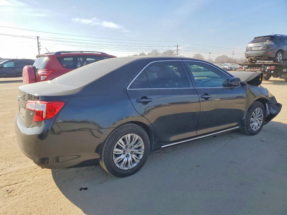 2012 Toyota Camry le