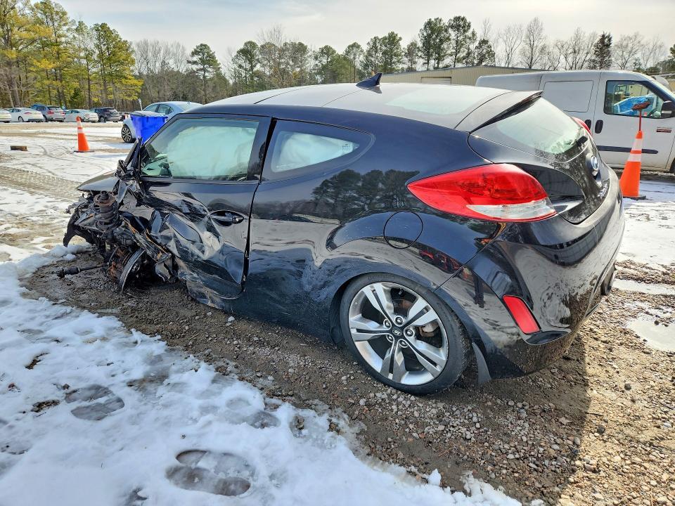 2013 Hyundai Veloster Base
