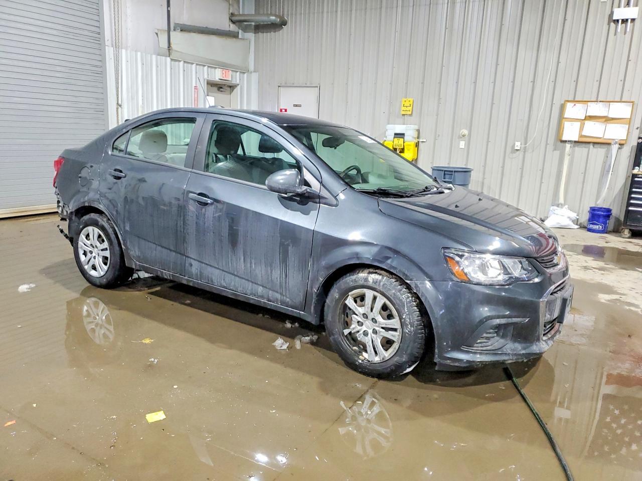 2017 Chevrolet Sonic ls