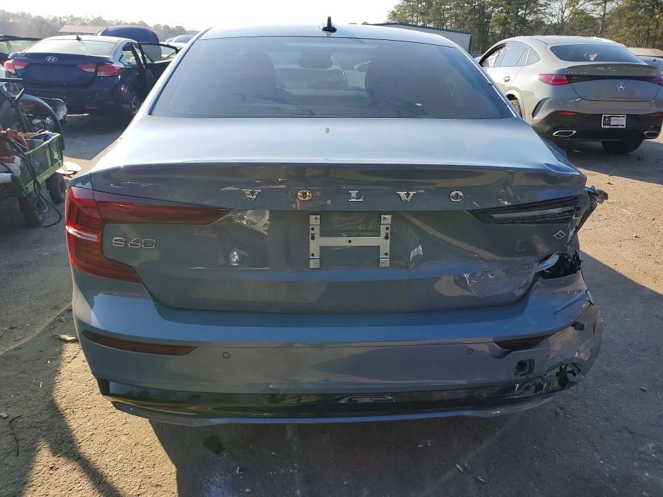2024 Volvo S60 Plus