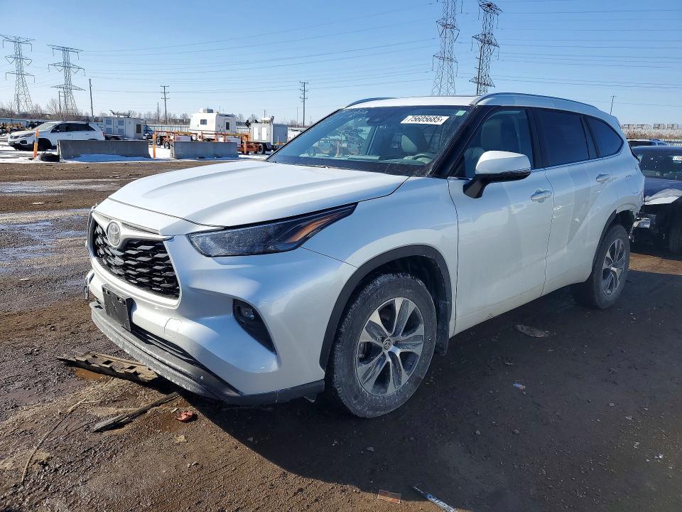 2023 Toyota Highlander xle