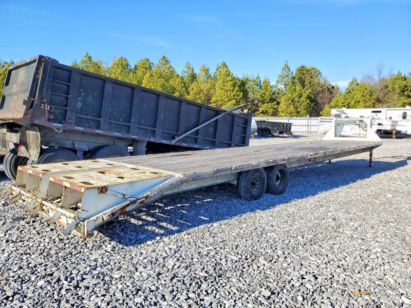 2023 Trailmaxx 40' Goosen-Equipment Trailer