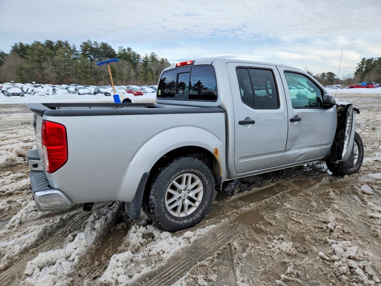 2015 Nissan Frontier S