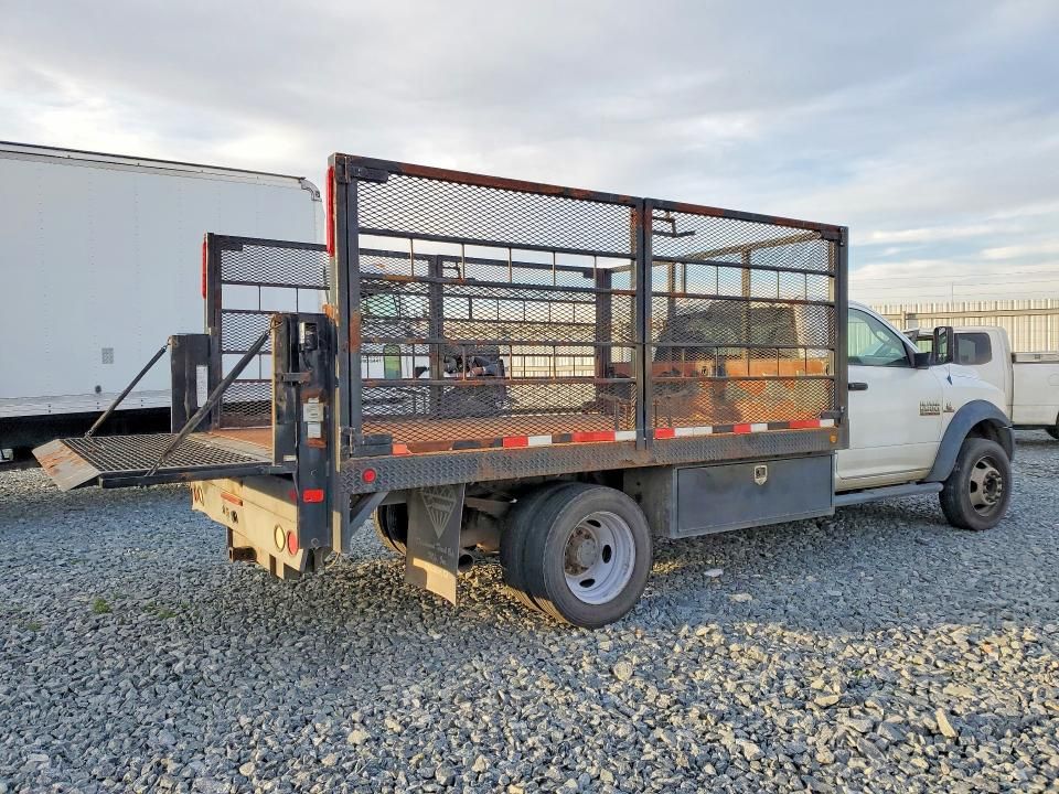 2014 Dodge RAM 5500 Flatbed Truck