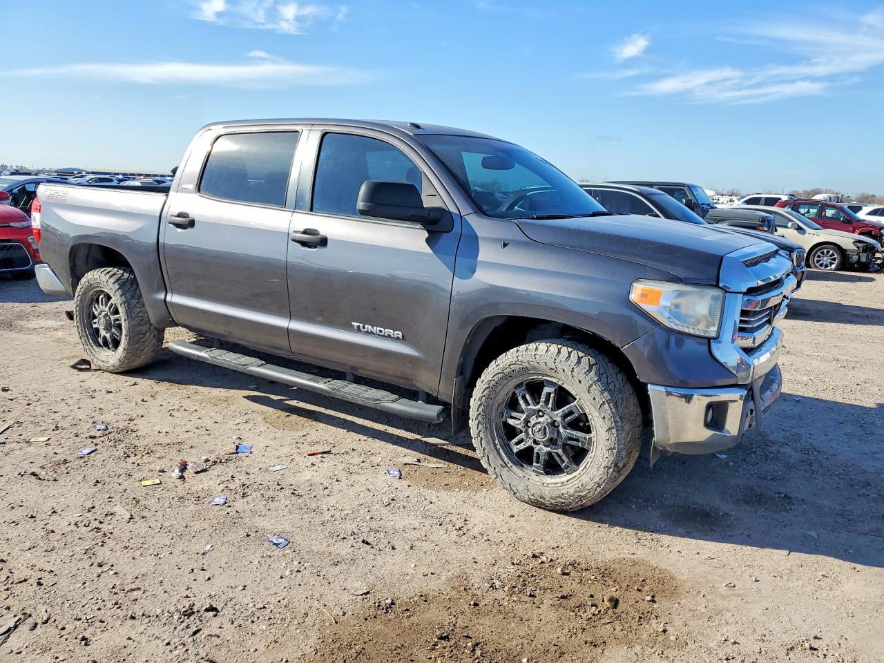2015 Toyota Tundra Crewmax SR5