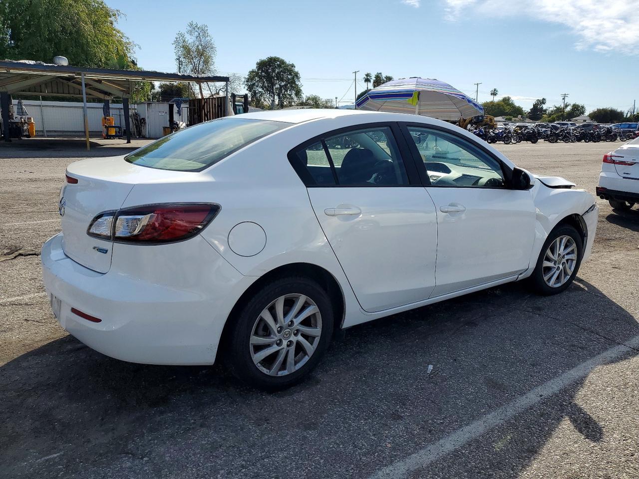 2012 Mazda 3 I