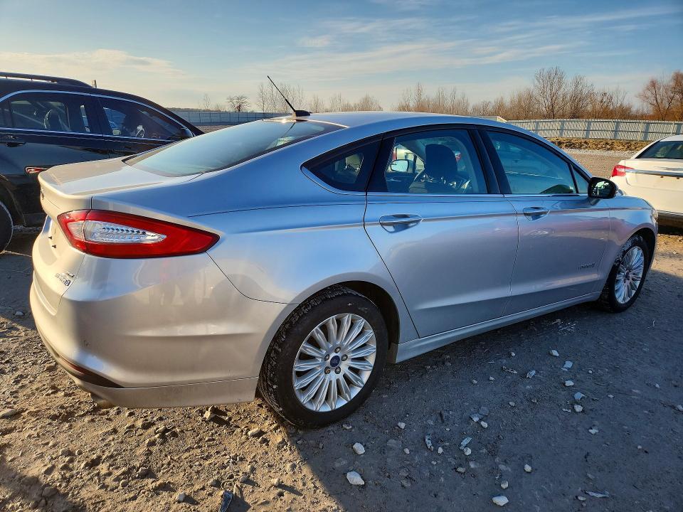 2014 Ford Fusion se Hybrid