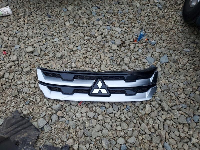 2025 Mitsubishi Outlander Sport s