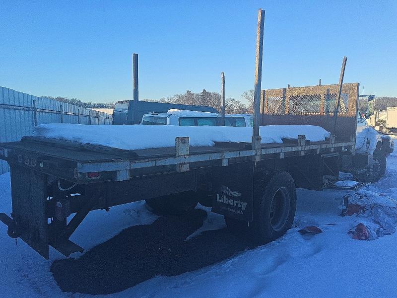 1999 Chevrolet C7500 Flatbed Truck