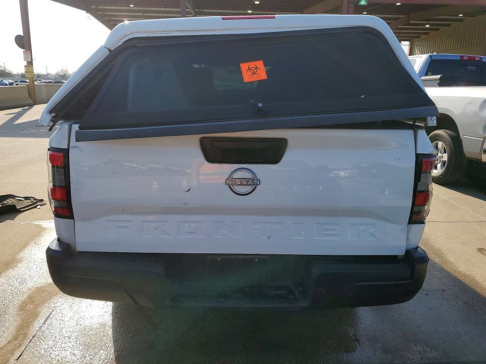 2024 Nissan Frontier s