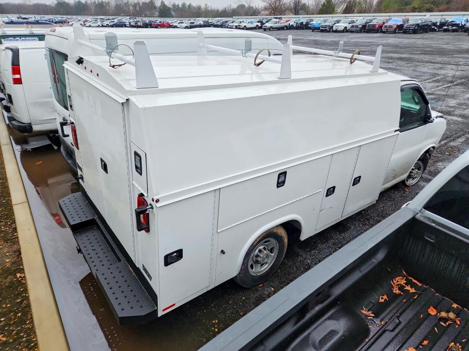 2024 Chevrolet Express G3500