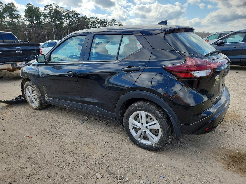 2023 Nissan Kicks s