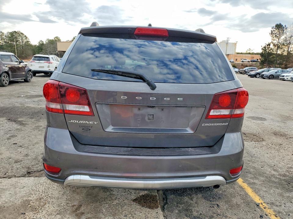 2020 Dodge Journey Crossroad
