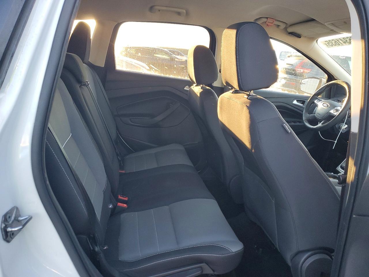 2015 Ford Escape se