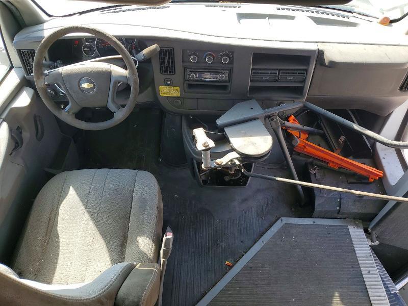 2011 Chevrolet Express G3500 Shuttle Bus
