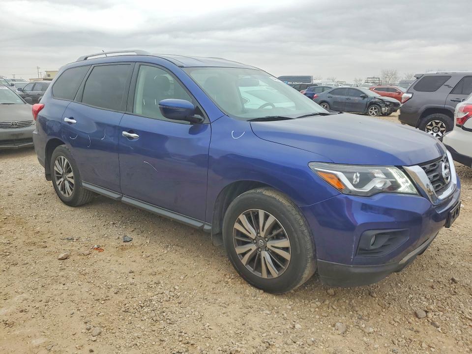 2018 Niss Pathfinder sv