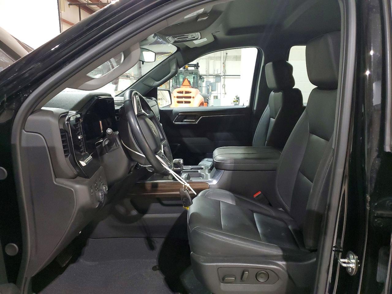 2024 Chevrolet Silverado K1500 LT Trail Boss