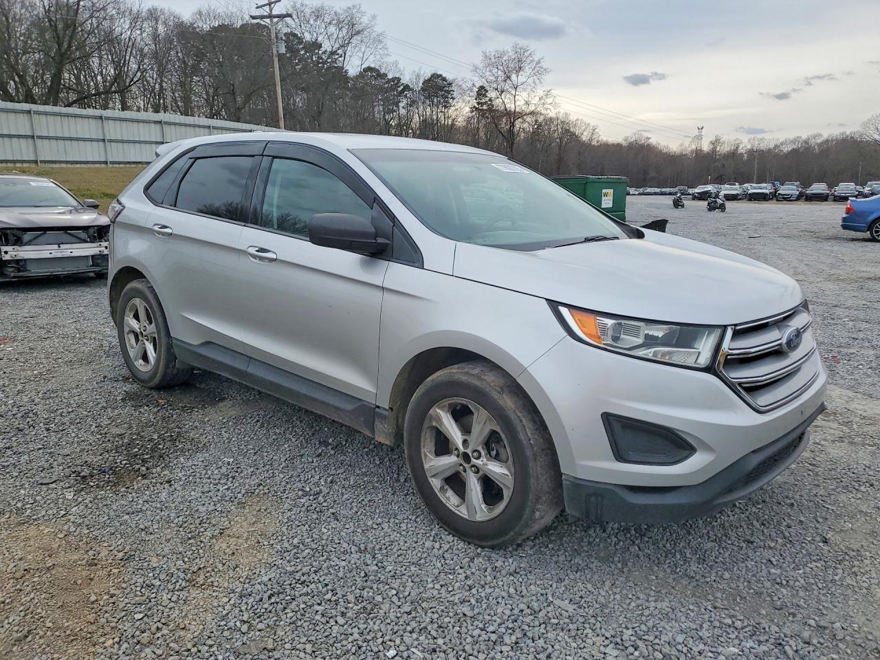 2015 Ford Edge se