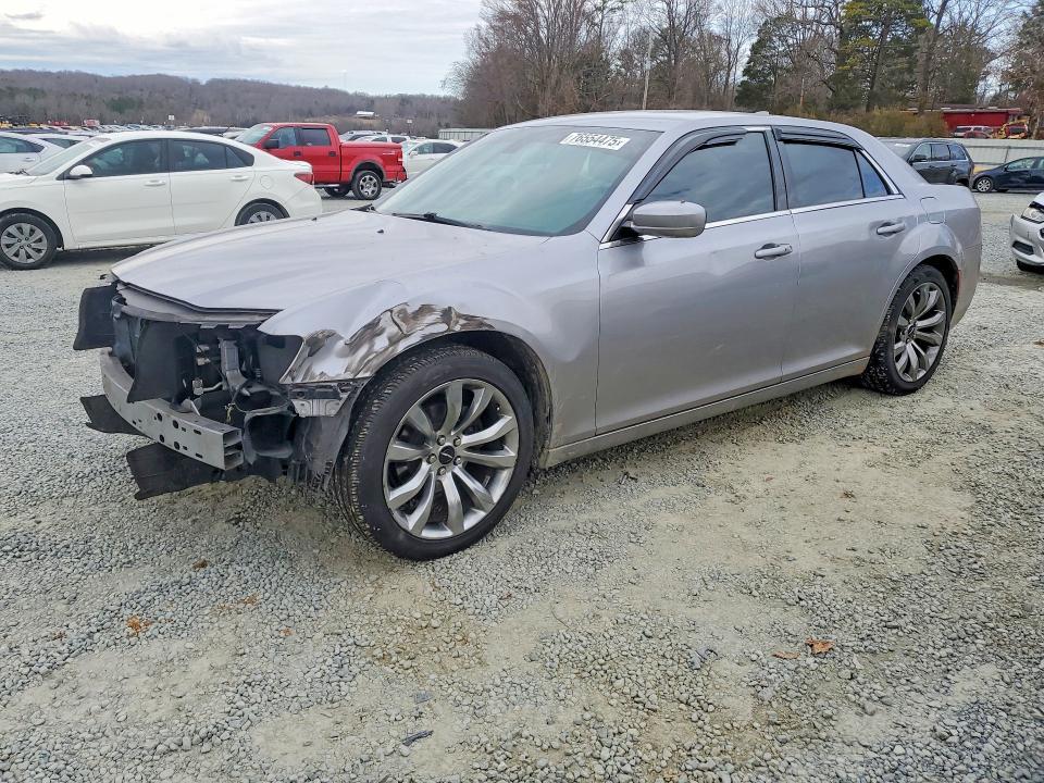 2016 Chrysler 300 Limited